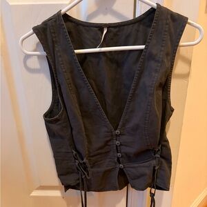 Free People Charcoal Sleeveless Button-Up